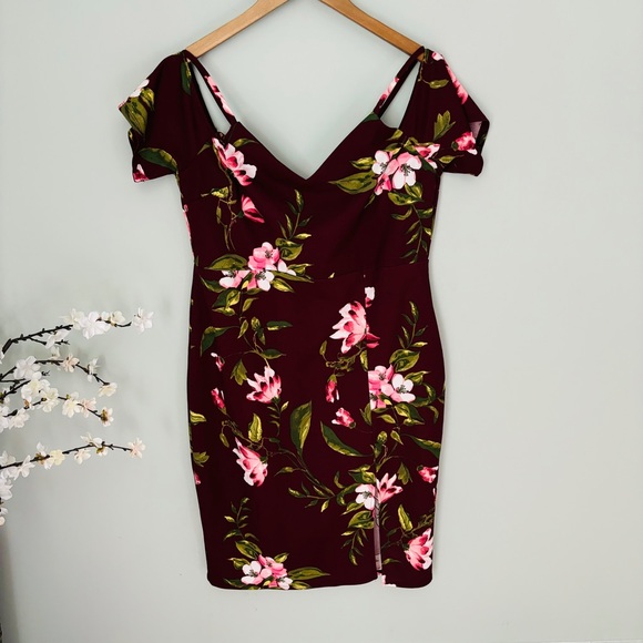 Fashion Nova Floral Cold Shoulder Dress Size 2X - Picture 3 of 7